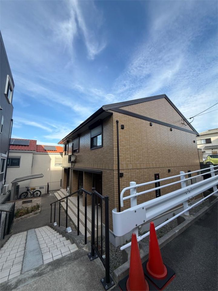 メゾンエトワール神戸西山町の外観画像