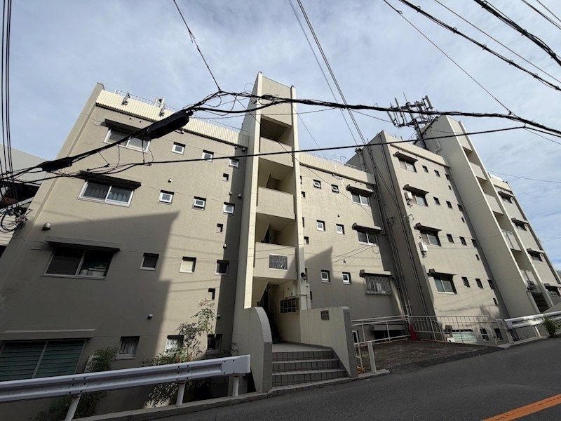 住吉山手荒木マンションの外観画像
