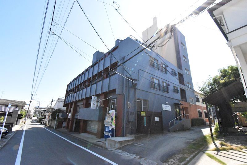 エルモス西新の外観画像