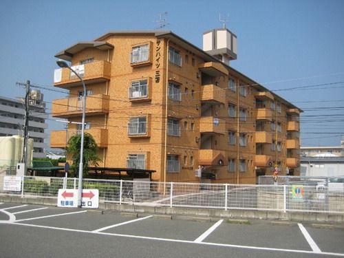 サンハイツ三苫の外観画像