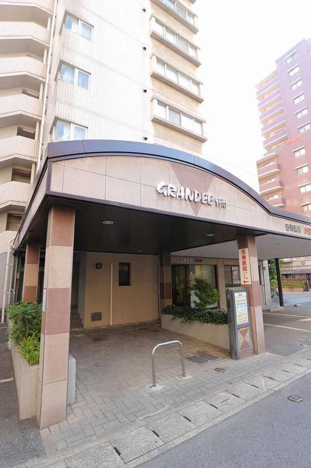 グランディ野間の外観画像