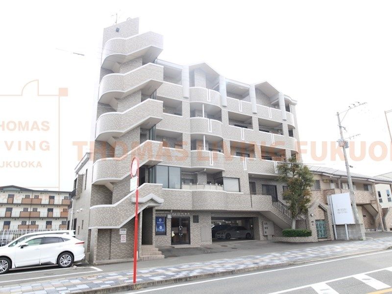 エランドールクローリーの外観画像