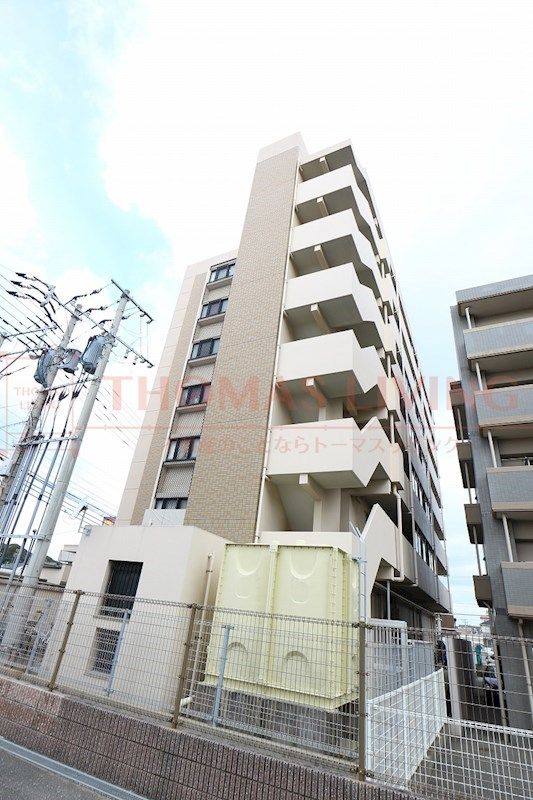 エムザスの外観画像