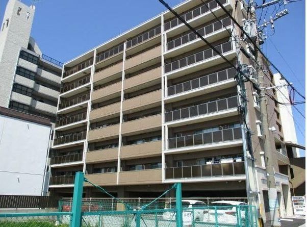 ルミエール箱崎駅前の外観画像