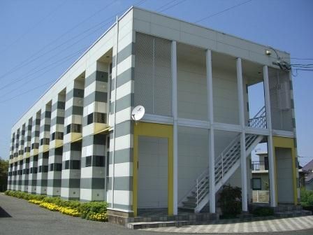 レオパレス惣利の外観画像