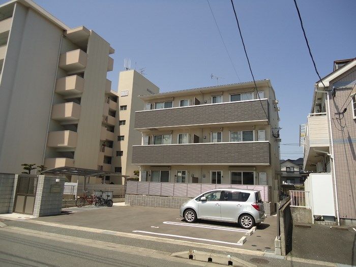 シャトーブリアンの外観画像