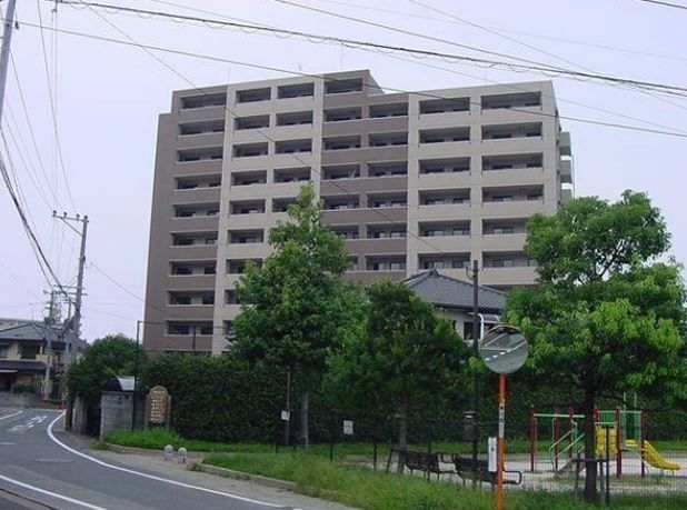 イーストフルハウスの外観画像