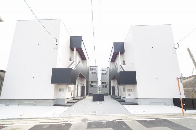 REVEUR箱崎(リヴェール)の外観画像