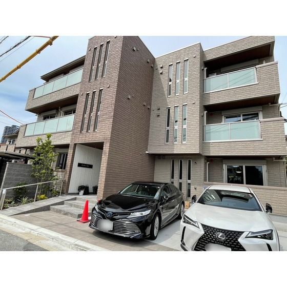 central jigyoの外観画像