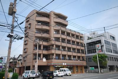 リッシュ・アヴェニールの外観画像