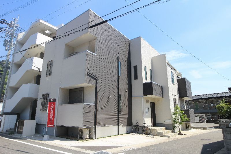 Grandtic chez moi(シェモア)の外観画像