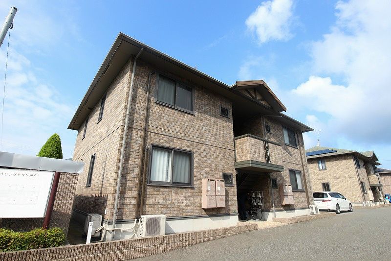リビングタウン新宮G棟の外観画像