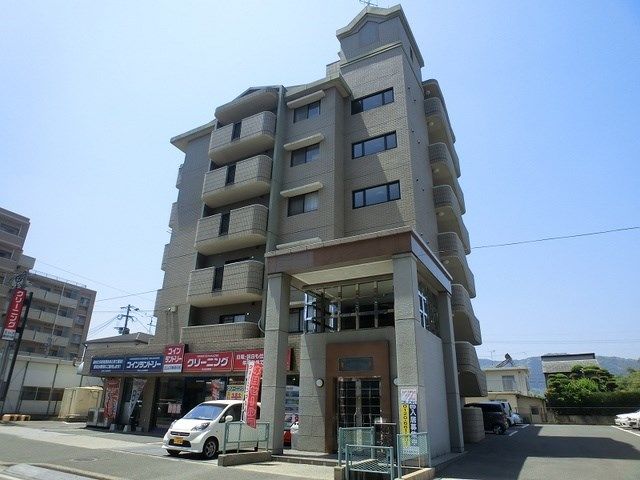 サンシャトーレFUJIの外観画像