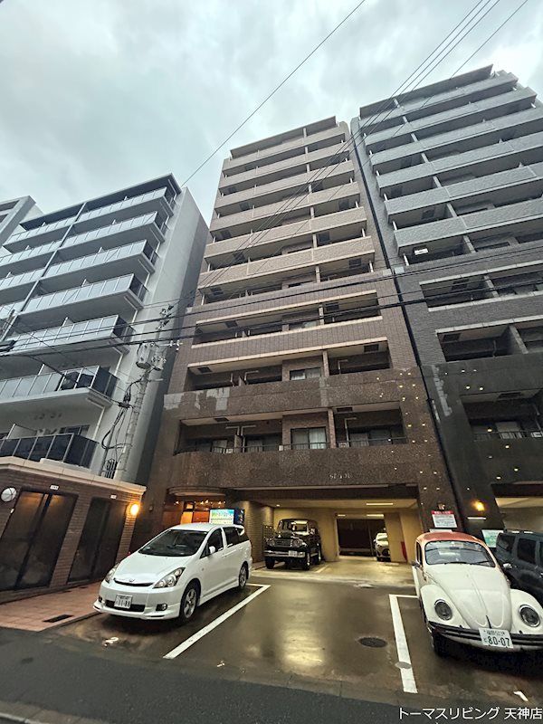 ラフィネス薬院ウエストタワーの外観画像