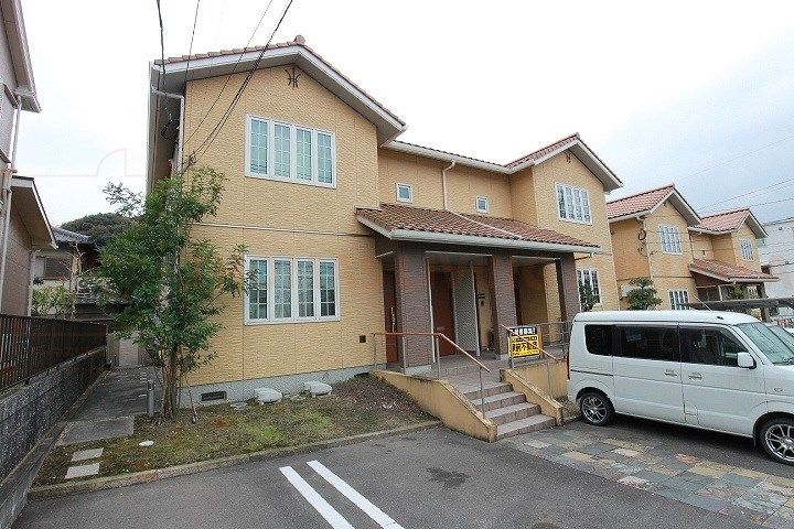 シュロスクラヴィエ Aの外観画像