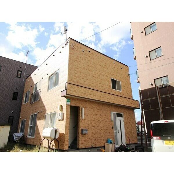 北16東1 テラスハウスの外観画像