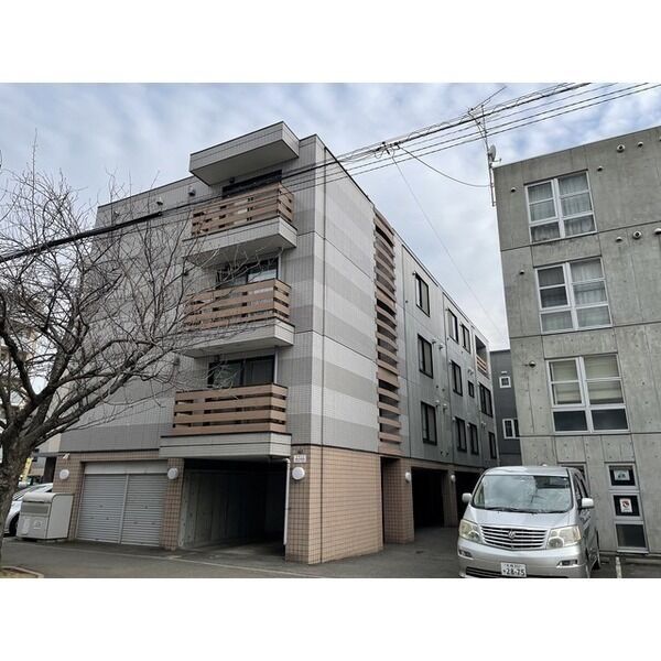 アビタ円山の外観画像