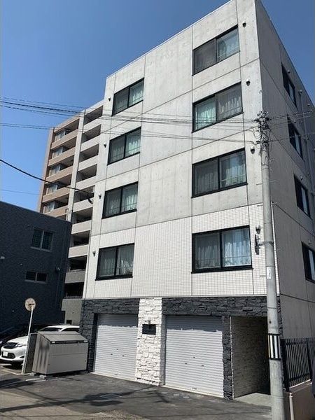 Laviere 15・6の外観画像