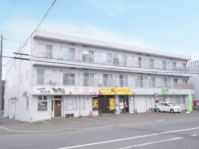 アンジーたかつビルの外観画像