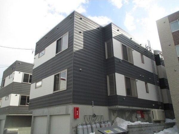 REST HILLS白石駅 B棟の外観画像