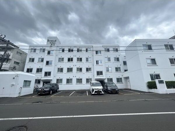 ライオンズマンション円山の外観画像