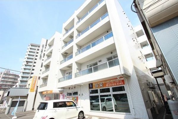 セラムビル円山の外観画像