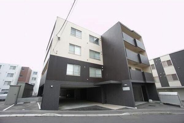 Suite Kams(スウィートカムズ)の外観画像