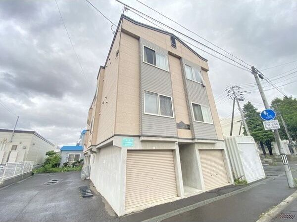 アーバンスクエア北郷の外観画像