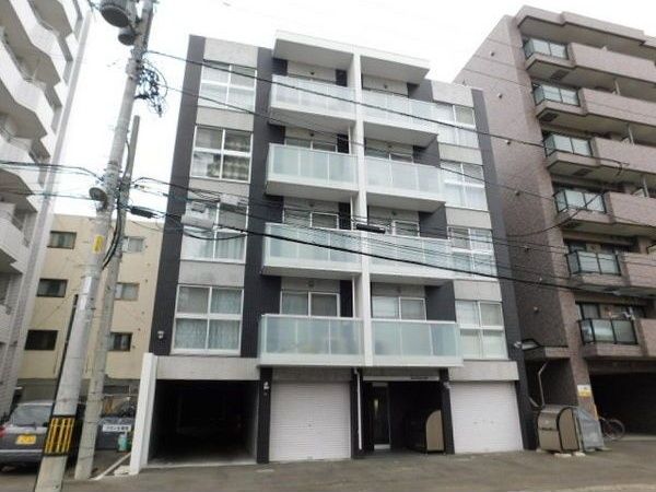 SUPERIAGE N19 WESTの外観画像