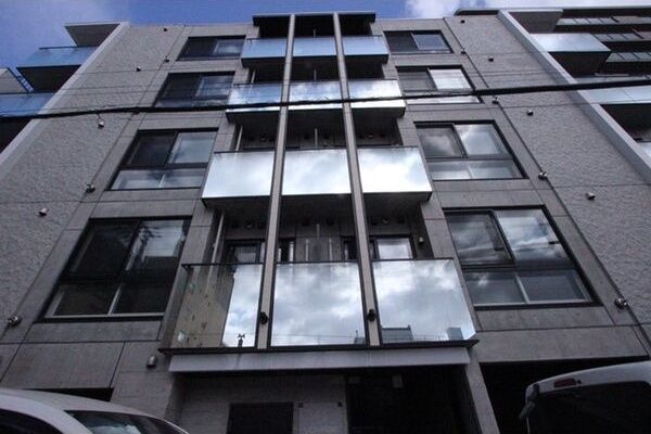 ヴォヤージュ豊平の外観画像