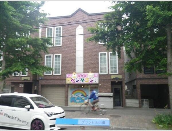 グランヒル山鼻の外観画像