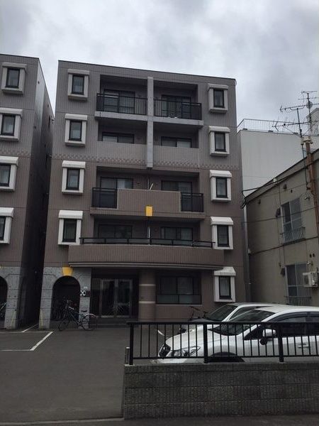 クラージュ行啓IIの外観画像