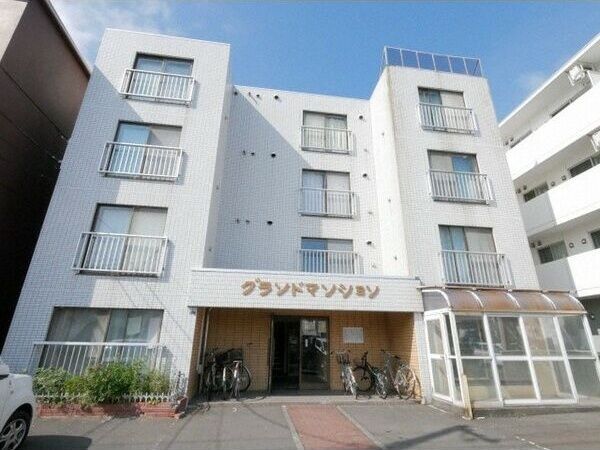 グランドマンションの外観画像
