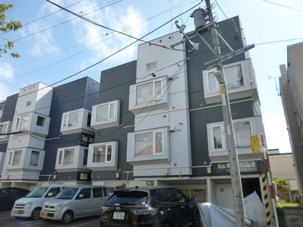 ●ベルメゾン琴似B棟の外観画像