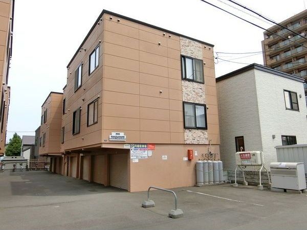 ドックウッドの外観画像