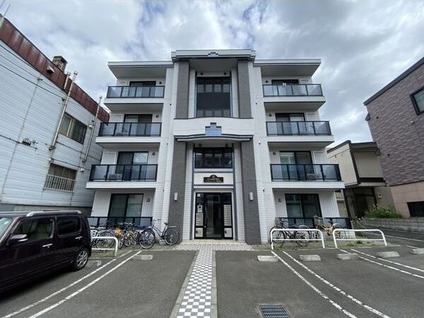 グランメール本郷通9の外観画像