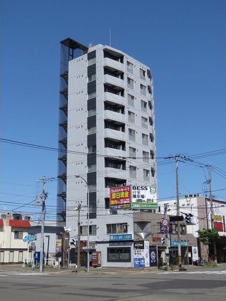 フロンティア157の外観画像