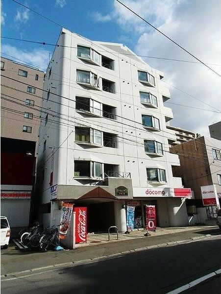 カームハイツ中島公園の外観画像