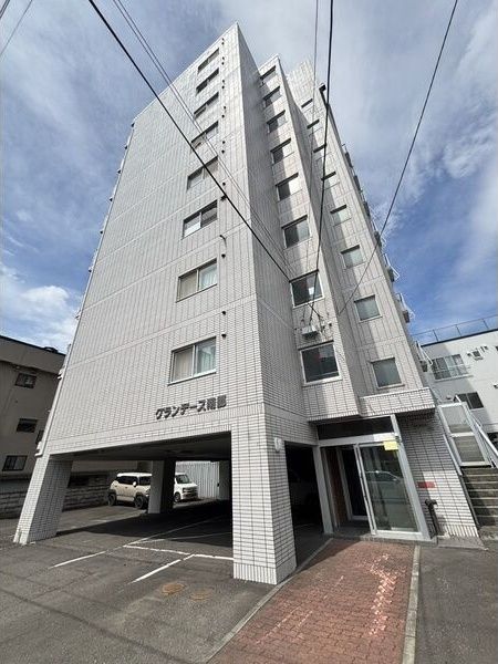 グランデース南郷の外観画像
