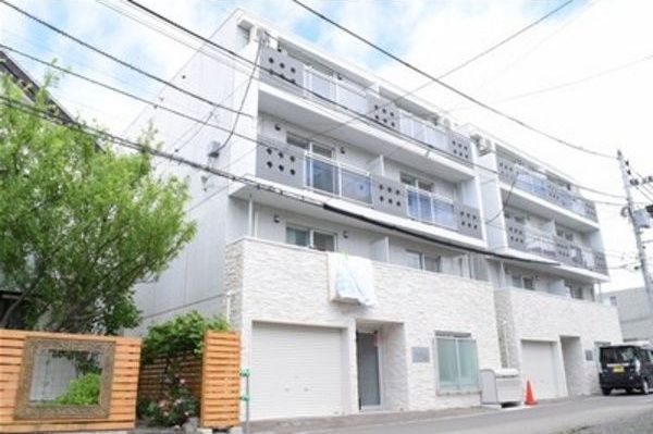 カームレジデンス美園の外観画像