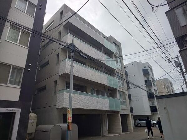 アジュールコートS7の外観画像