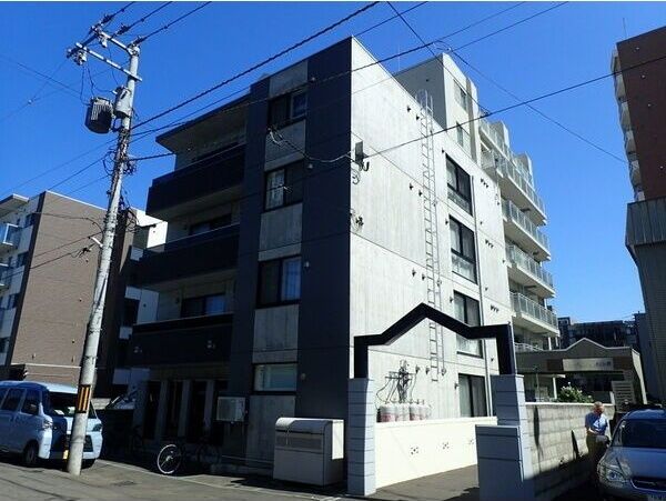 Luxe 山鼻の外観画像