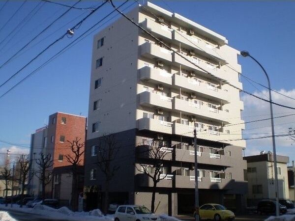 エステラ北7条館の外観画像