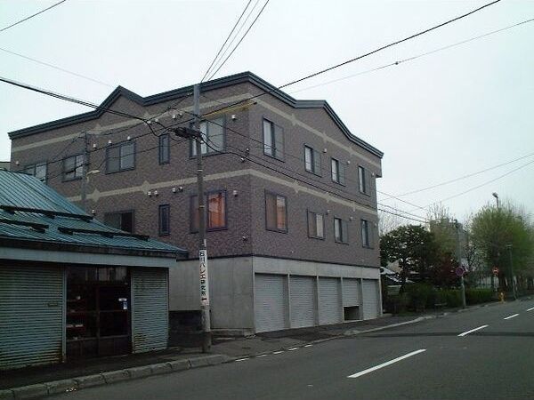 グレイ山花の外観画像