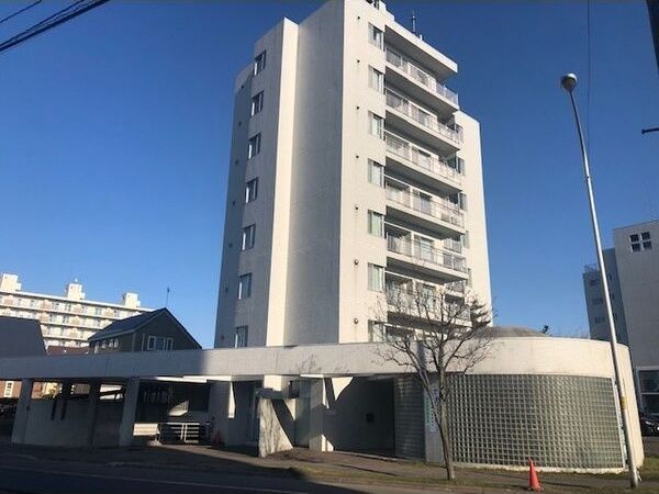 FC新札幌(旧:ヴィラ アンエフ セカンド)の外観画像