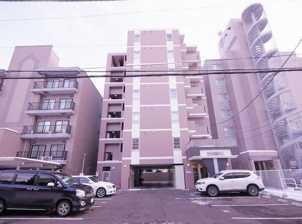 トロイメライ伏見の外観画像