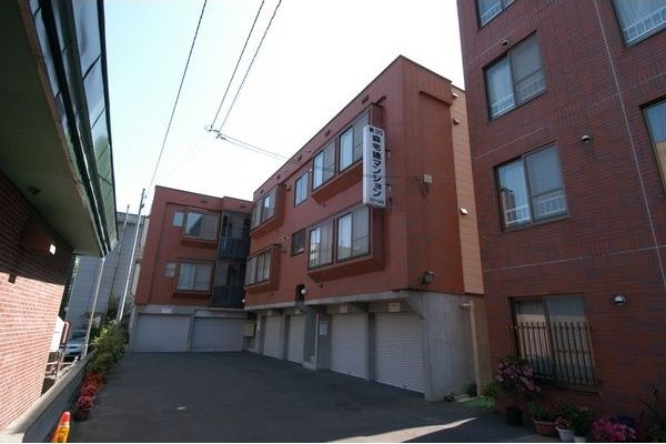 第30森宅建マンションの外観画像