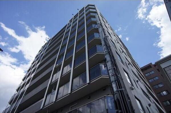 スペチアーレ伏見の外観画像