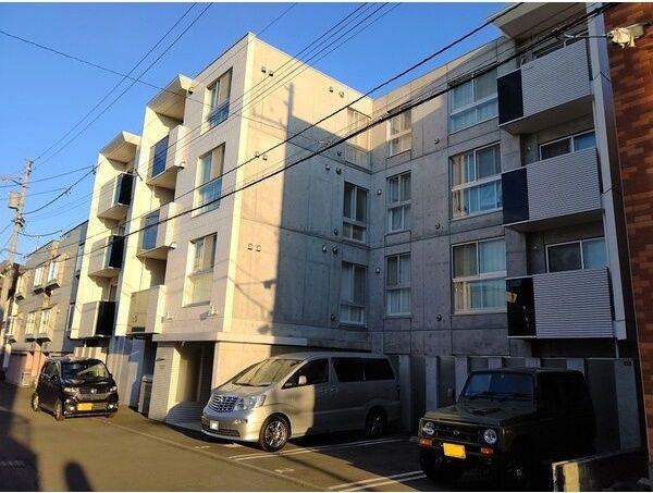エテルナ南平岸の外観画像