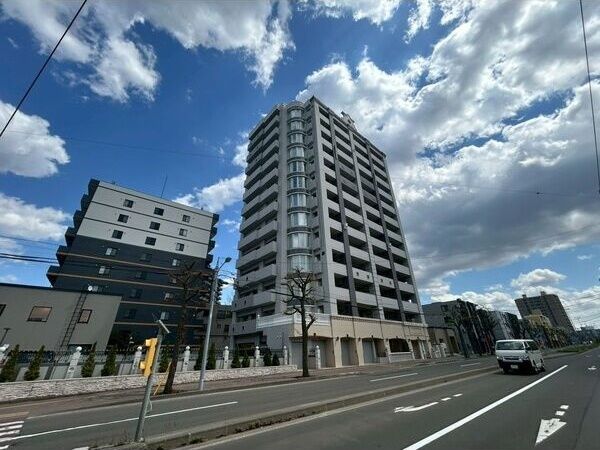グラファーレ学園前ステーションサイドの外観画像